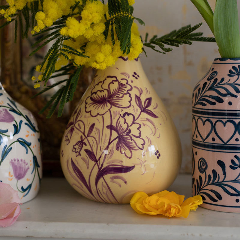 Drop It Like It's Hot Vase H20cm, Custard/Violet