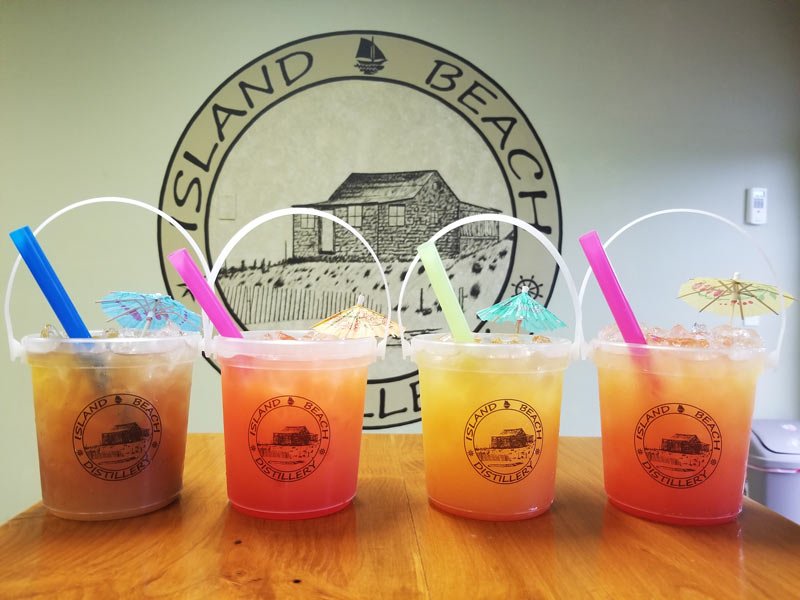 32 oz Plastic Rum Buckets with Custom Sticker